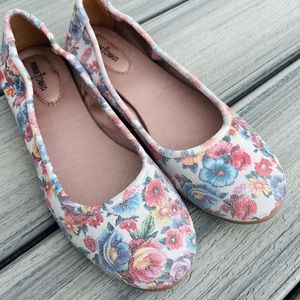Minnetonka Ballet Flats Women’s 7.5